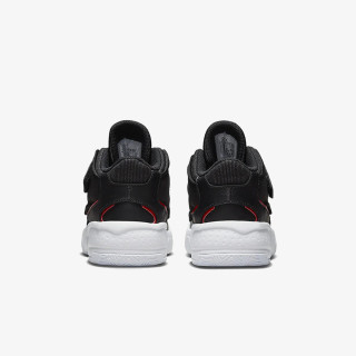 NIKE Спортни обувки Jordan Max Aura 4 