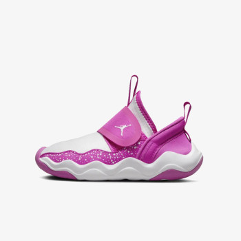 NIKE Спортни обувки Jordan 23/7 