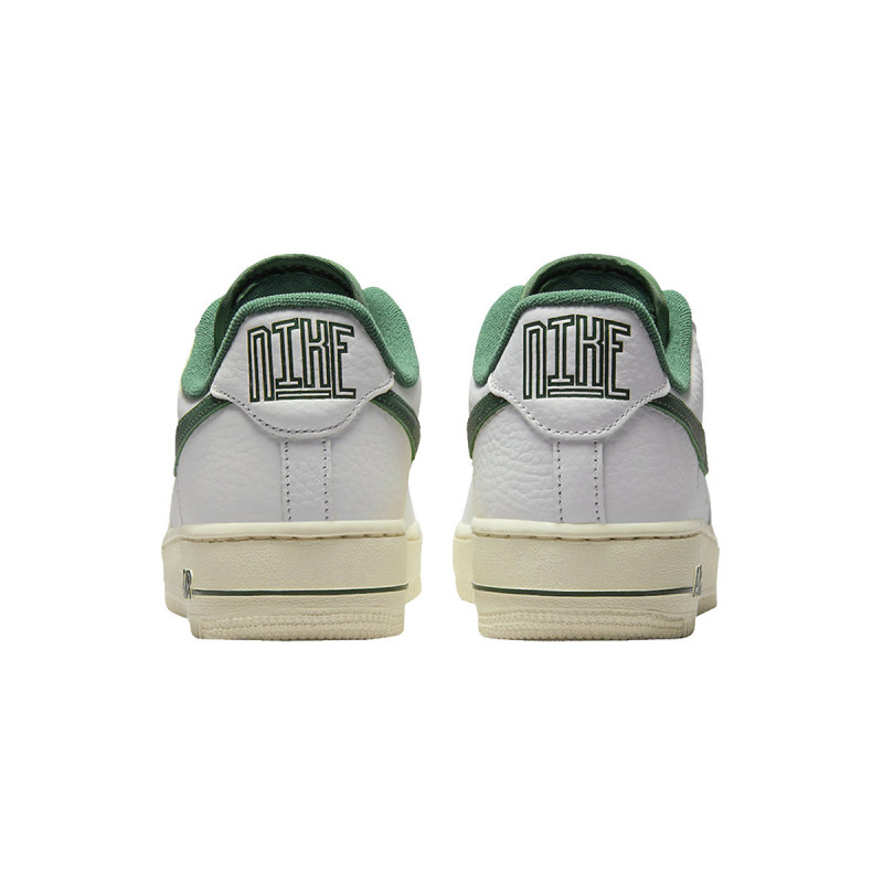 NIKE Спортни обувки WMNS AIR FORCE 1 '07 LX 