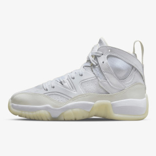NIKE Спортни обувки WMNS JUMPMAN TWO TREY 