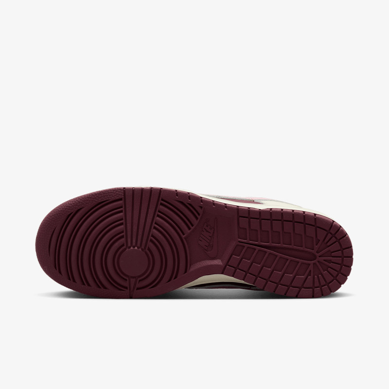 NIKE Спортни обувки NIKE DUNK LOW RETRO PRM NBHD 