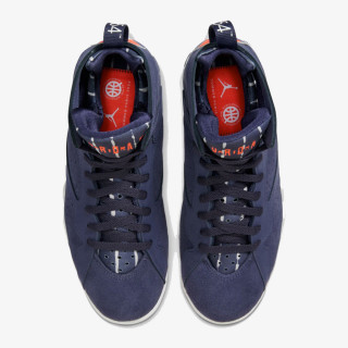 NIKE Спортни обувки AIR JORDAN 7 RETRO Q 