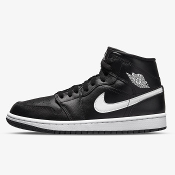 NIKE Спортни обувки NIKE Спортни обувки WMNS AIR JORDAN 1 MID 365 