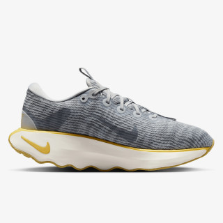 NIKE Спортни обувки NIKE MOTIVA 