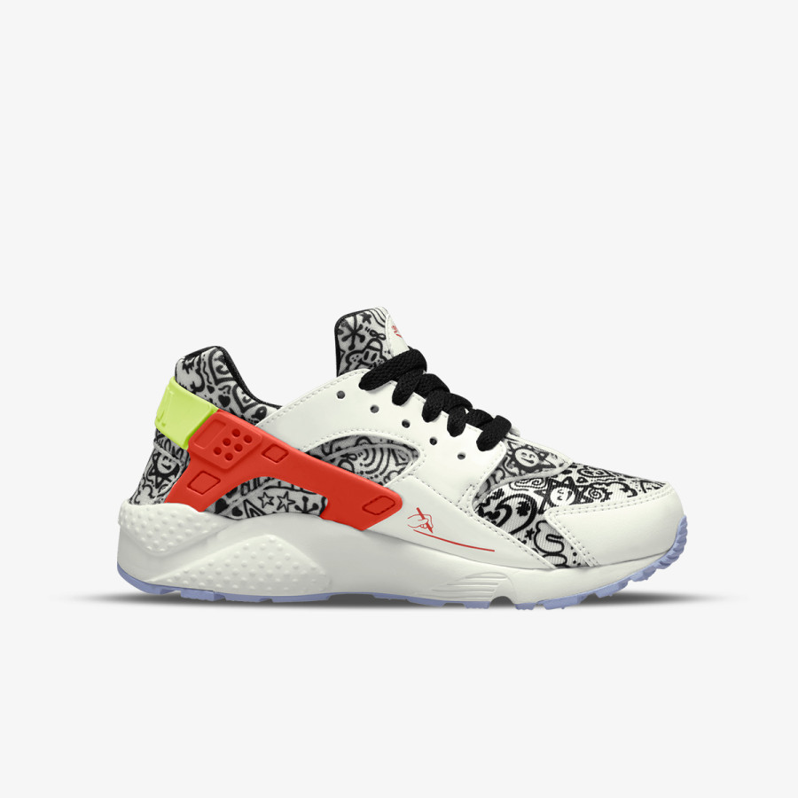 NIKE Спортни обувки Huarache Run SE 