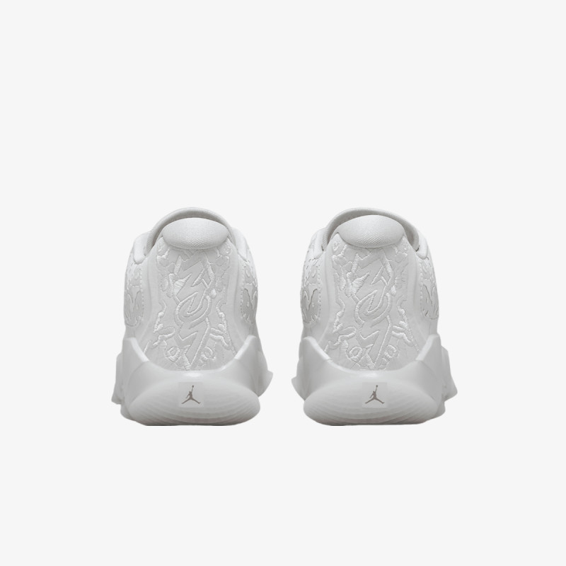 NIKE Спортни обувки JORDAN ZION 3 BG 