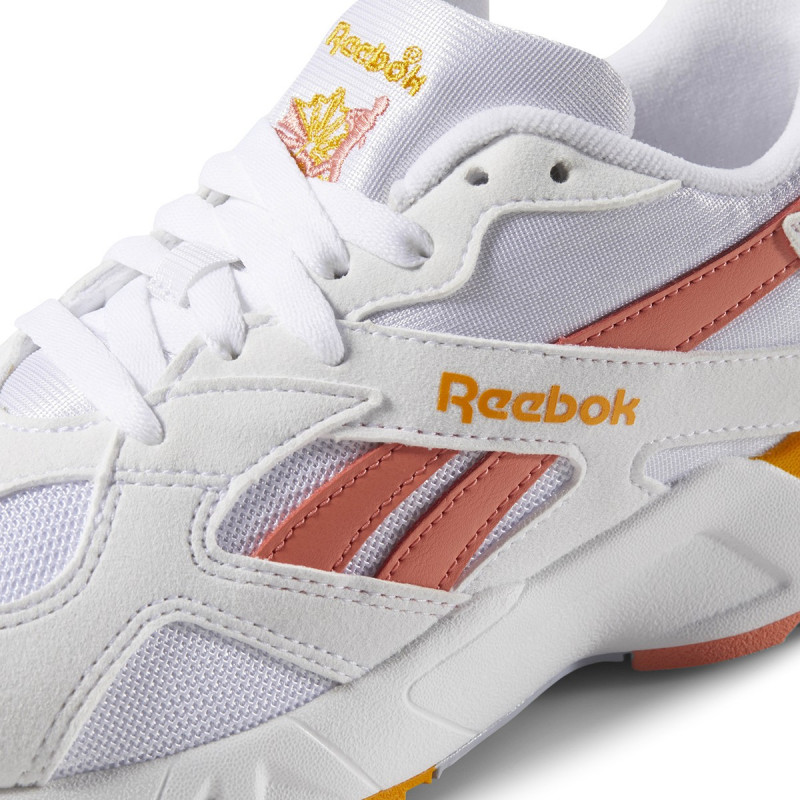 Reebok Спортни обувки AZTREK 