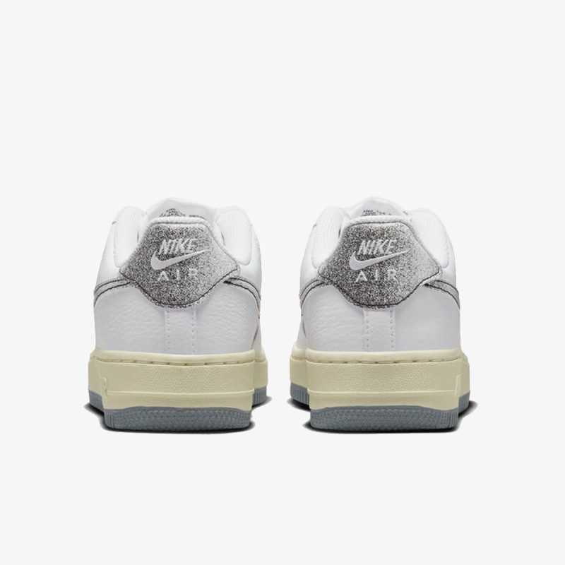 NIKE Спортни обувки Air Force 1 LV8 3 