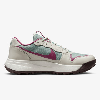 NIKE Спортни обувки ACG LOWCATE 