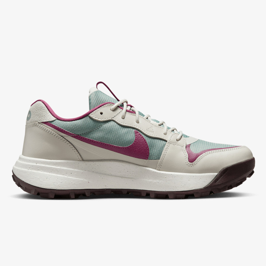 NIKE Спортни обувки ACG LOWCATE 