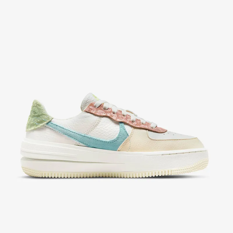 NIKE Спортни обувки WMNS NIKE AF1 LO PLT.AF.ORM PP 