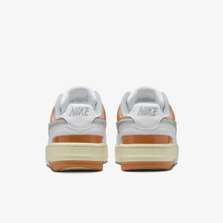 NIKE Спортни обувки WMNS NIKE GAMMA FORCE 