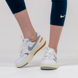 NIKE Спортни обувки WMNS NIKE GAMMA FORCE 
