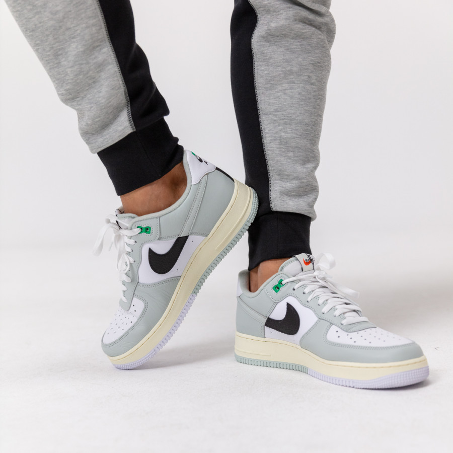 NIKE Спортни обувки AIR FORCE 1 '07 LV8 RMX 