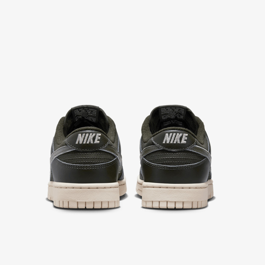 NIKE Спортни обувки NIKE DUNK LOW RETRO PRM NBHD 