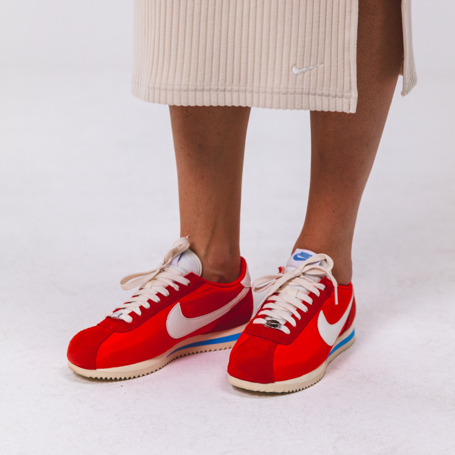 NIKE Спортни обувки W NIKE CORTEZ TXT 