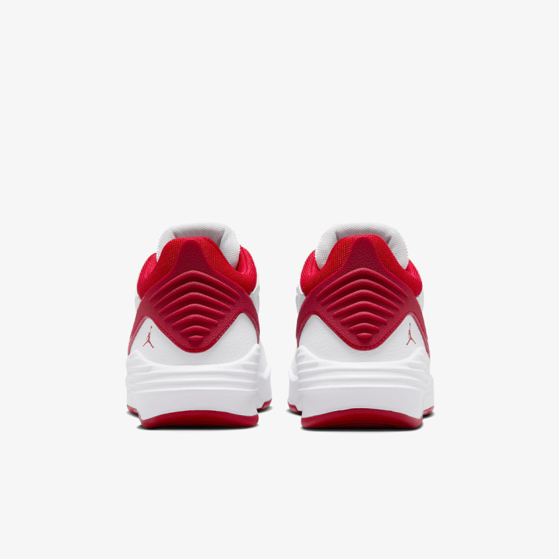 NIKE Спортни обувки Jordan Max Aura 5 