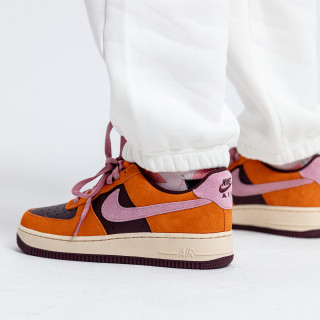 NIKE Спортни обувки WMNS NIKE AIR FORCE 1 '07 ESO 