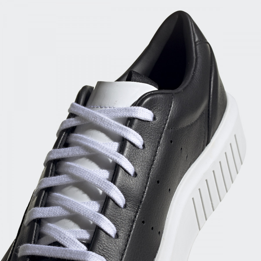 adidas Спортни обувки adidas SLEEK SUPER W 