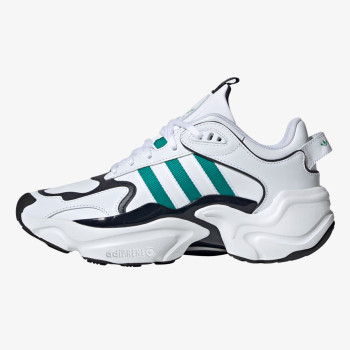 adidas Спортни обувки adidas Спортни обувки MAGMUR RUNNER W 