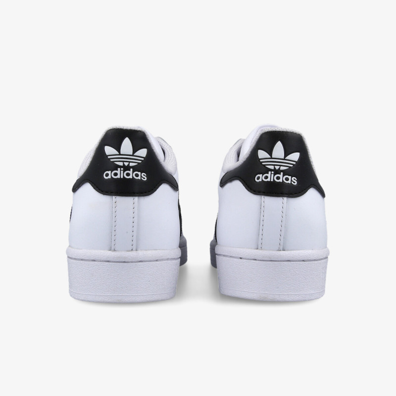 adidas Спортни обувки Superstar 