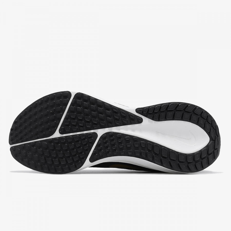 NIKE Спортни обувки NIKE VOMERO 17 