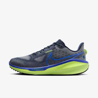 NIKE Спортни обувки Vomero 17 