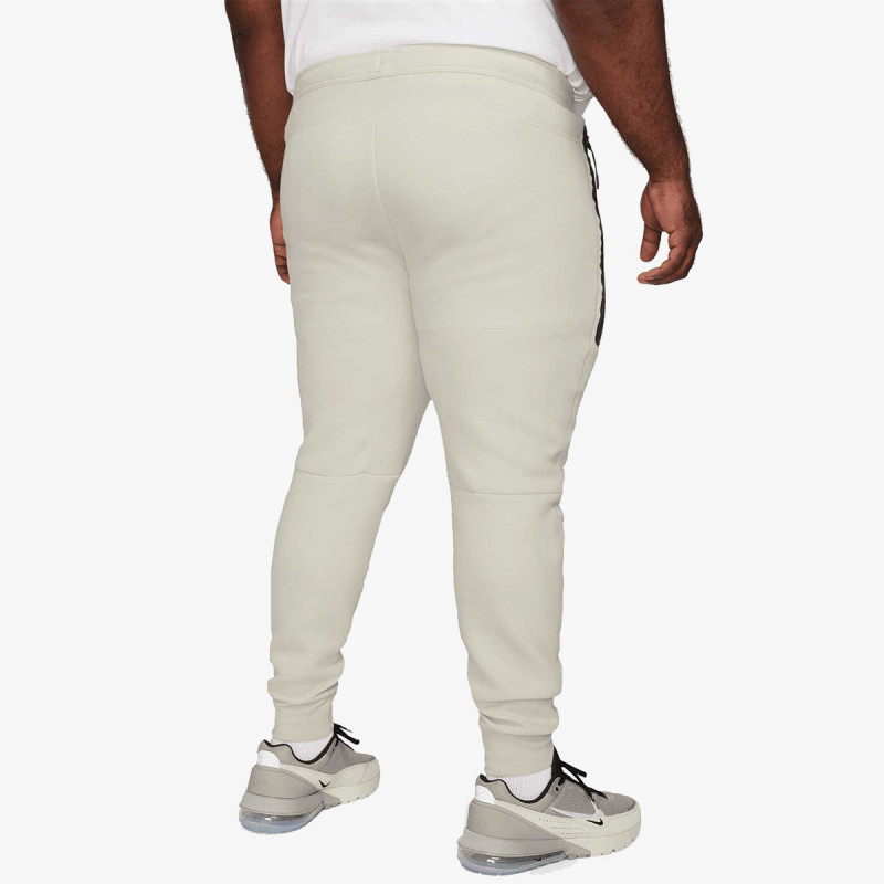 NIKE Долнищe Tech Fleece 