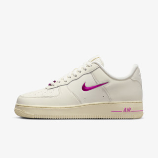 NIKE Спортни обувки WMNS AIR FORCE 1 '07 SE 