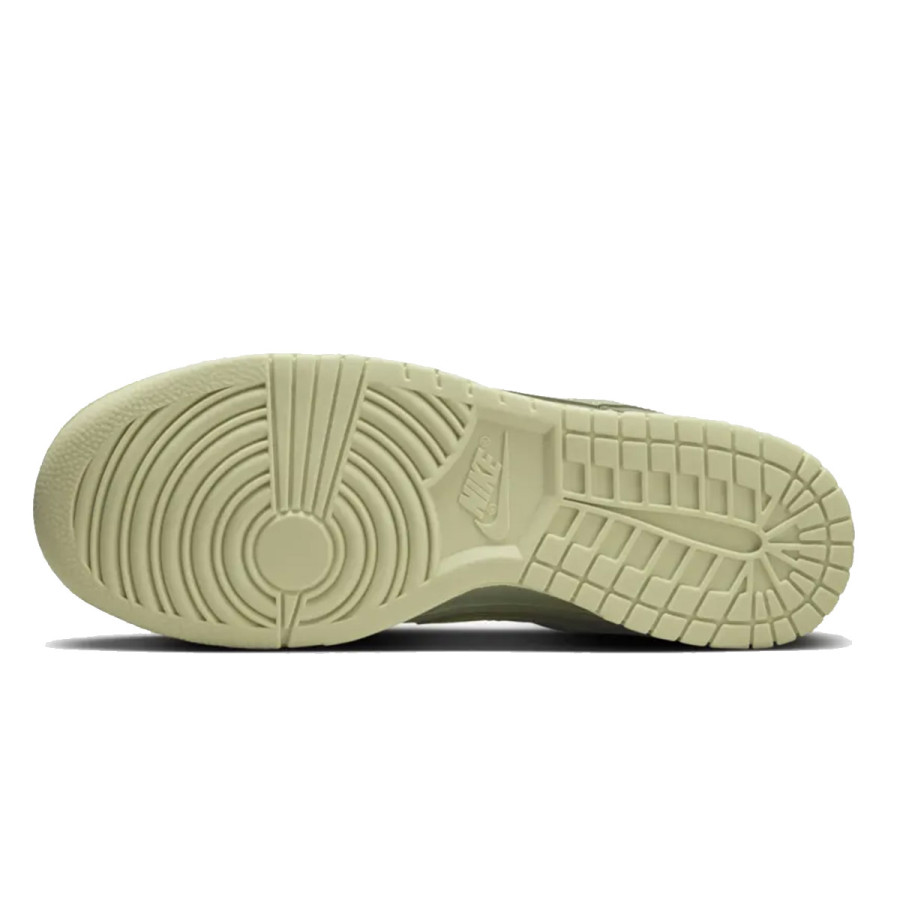 NIKE Спортни обувки NIKE DUNK LOW RETRO PRM NBHD 