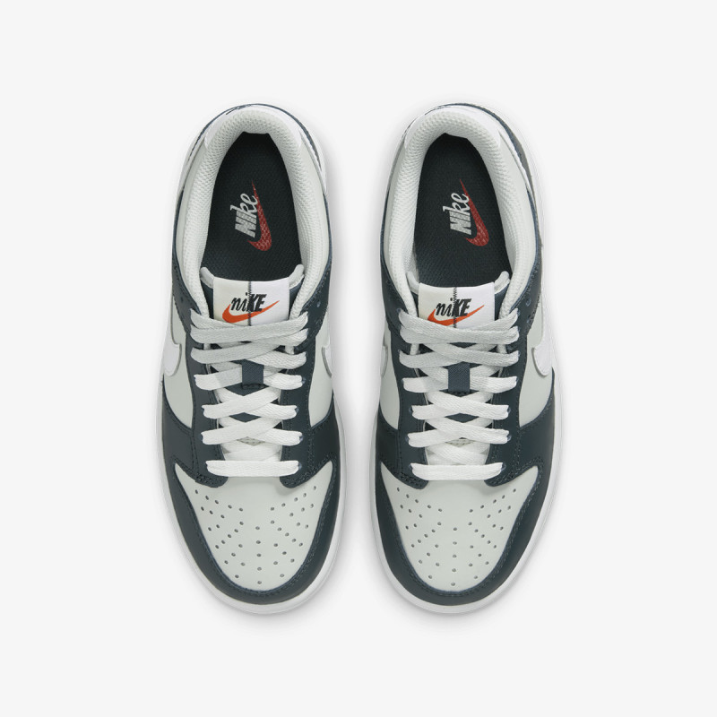 NIKE Спортни обувки NIKE DUNK LOW BG 