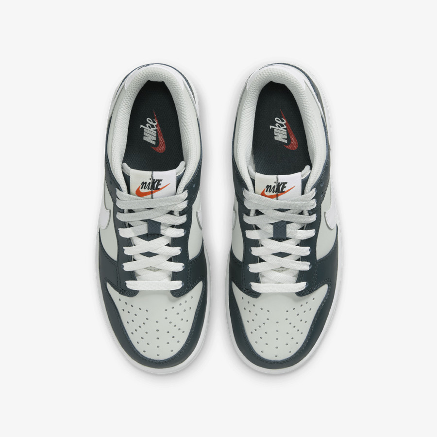 NIKE Спортни обувки NIKE DUNK LOW BG 