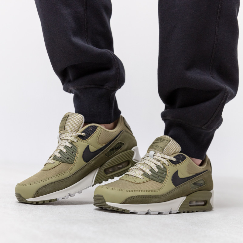 NIKE Спортни обувки AIR MAX 90 