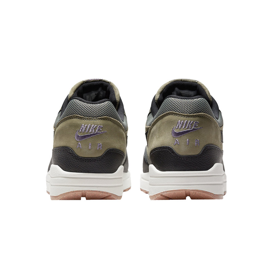 NIKE Спортни обувки NIKE AIR MAX 1 SC 