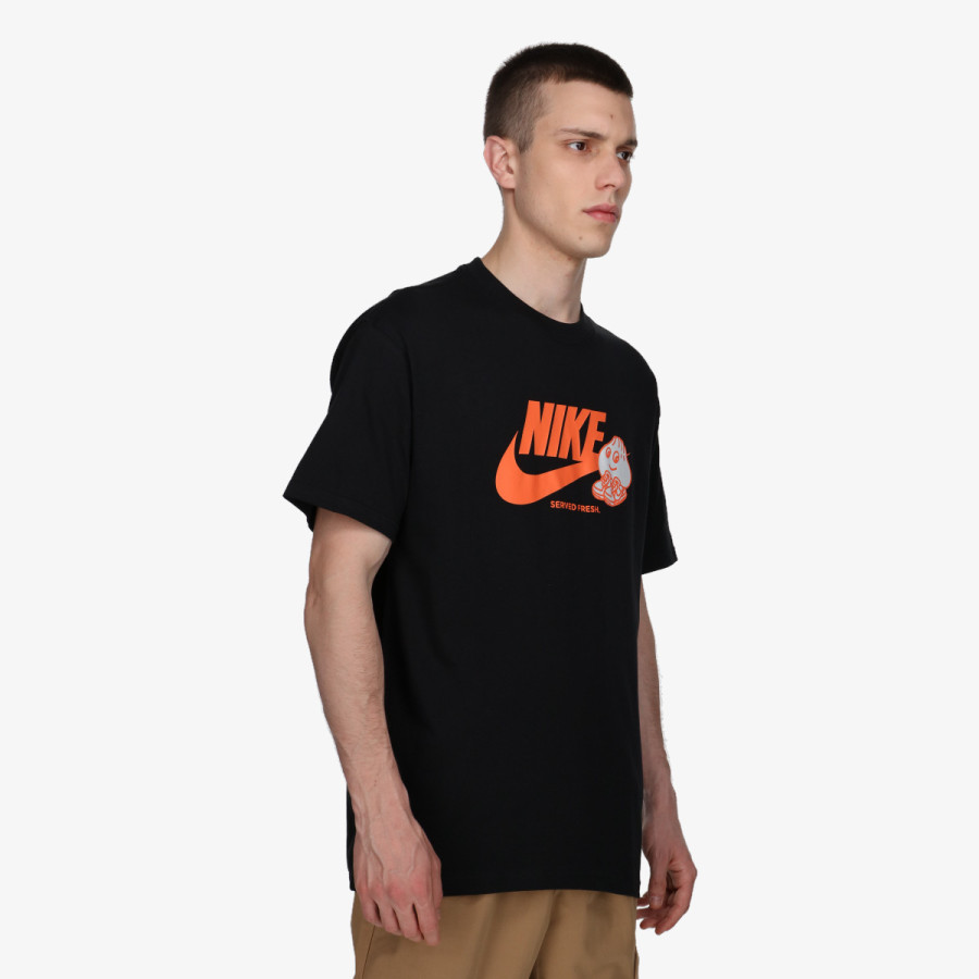 NIKE Тенискa M NSW TEE M90 SOLE FOOD HBR 