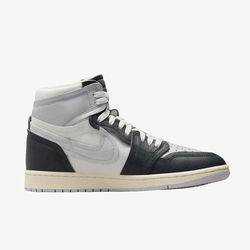 NIKE Спортни обувки WMNS AIR JORDAN 1 MM HIGH 
