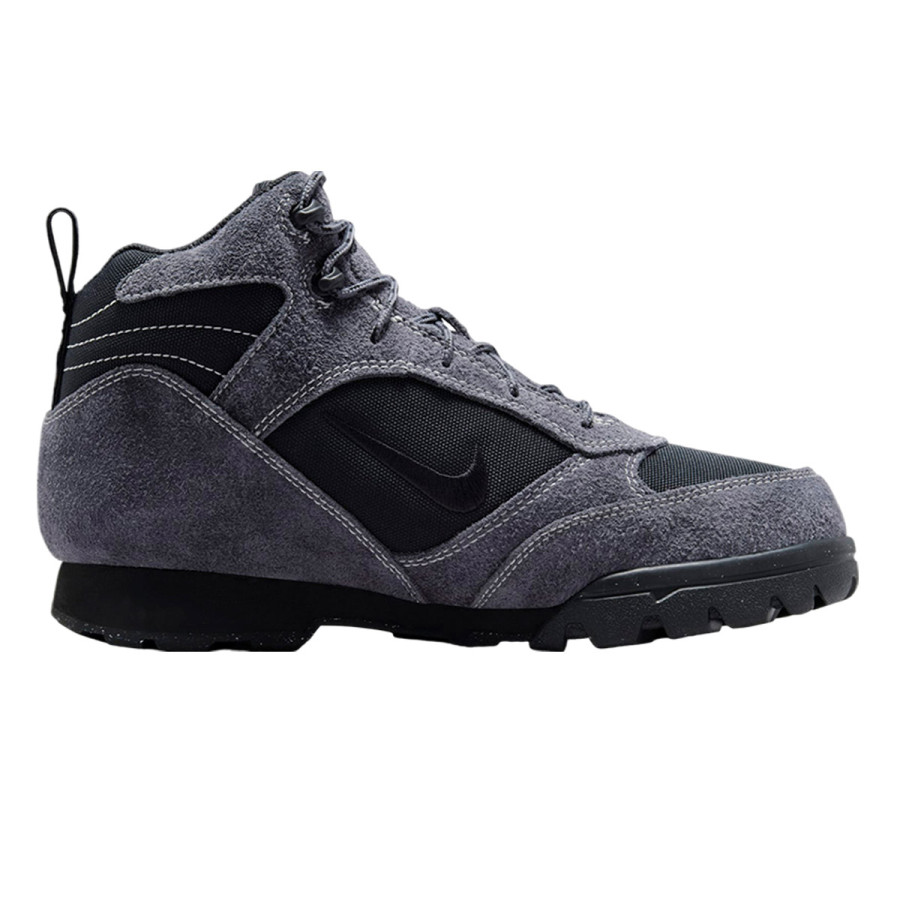 NIKE Спортни обувки ACG Torre 