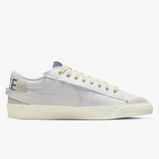 NIKE Спортни обувки BLAZER LOW '77 JUMBO SE FUFR 