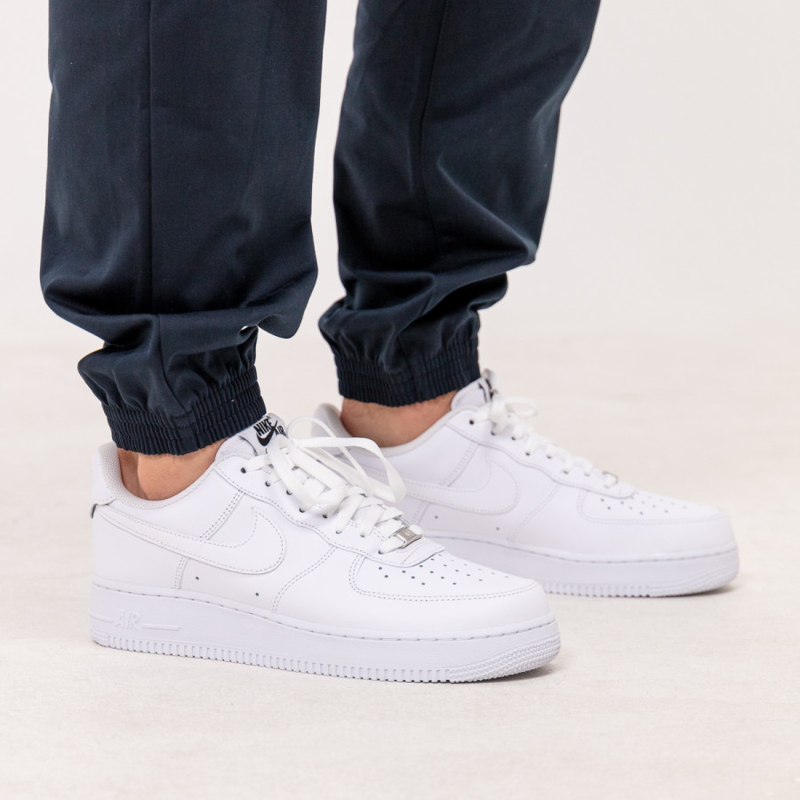 NIKE Спортни обувки AIR FORCE 1 '07 FLYEASE 