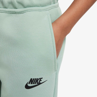 NIKE Къси панталони Tech Fleece 