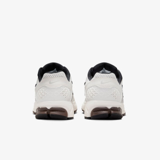NIKE Спортни обувки W NIKE ZOOM VOMERO 5 