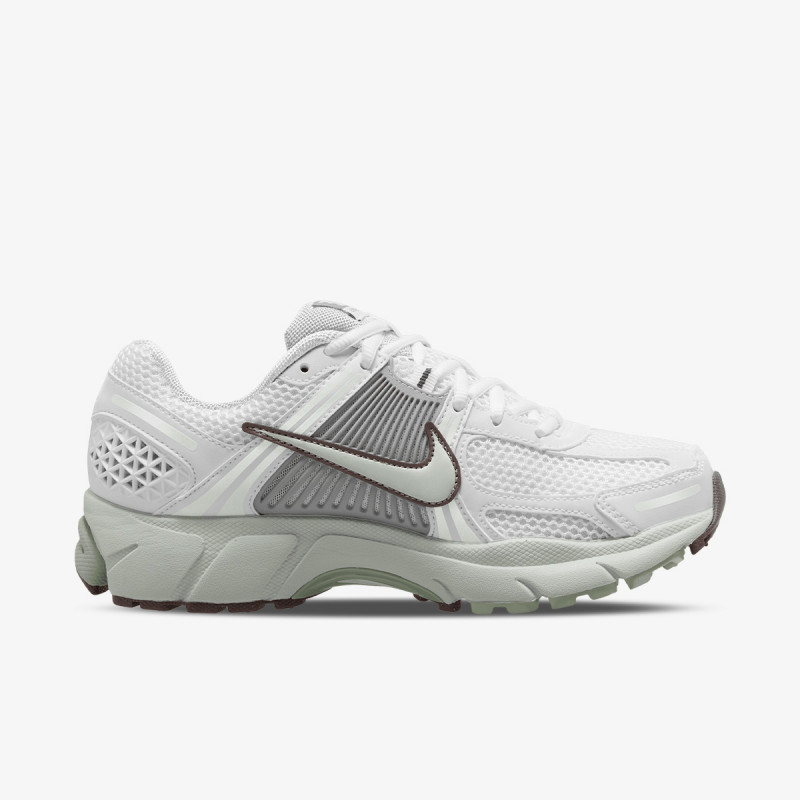 NIKE Спортни обувки Zoom Vomero 5 