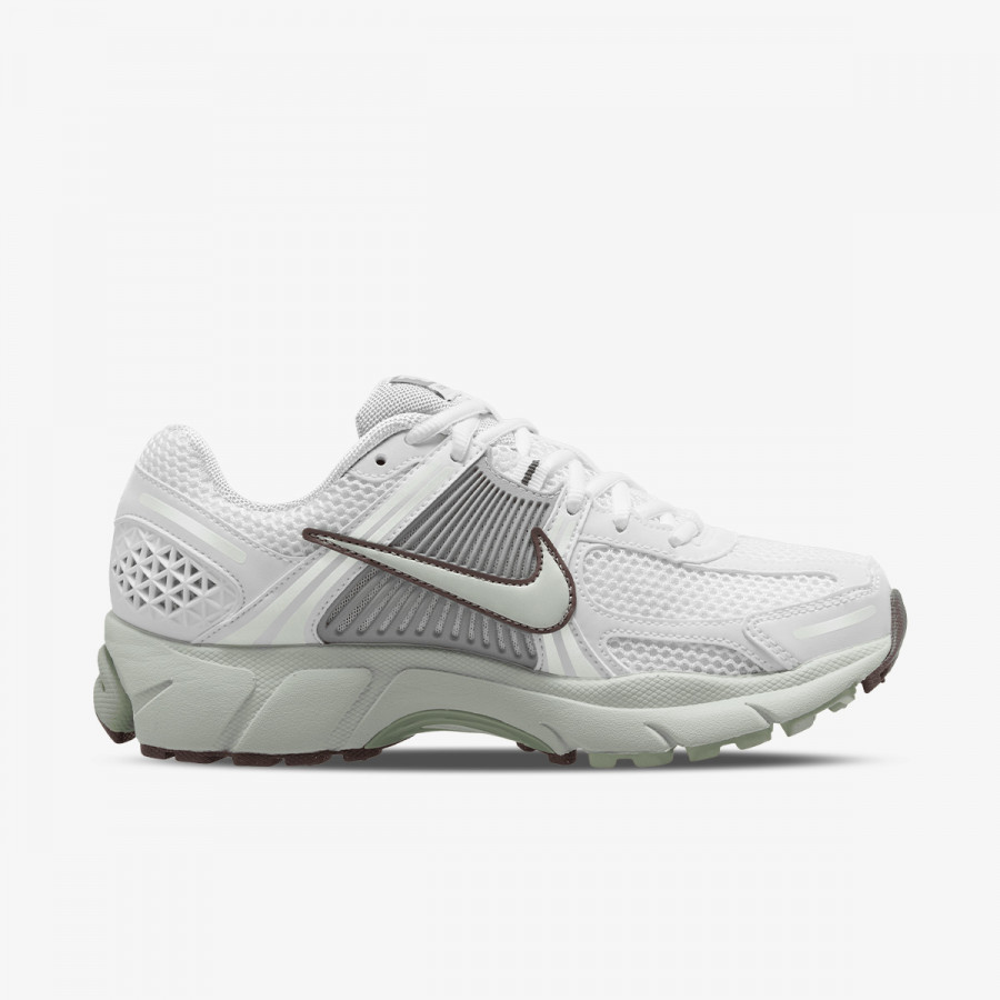 NIKE Спортни обувки Zoom Vomero 5 