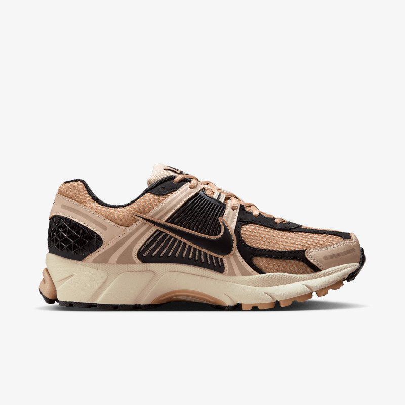 NIKE Спортни обувки W NIKE ZOOM VOMERO 5 