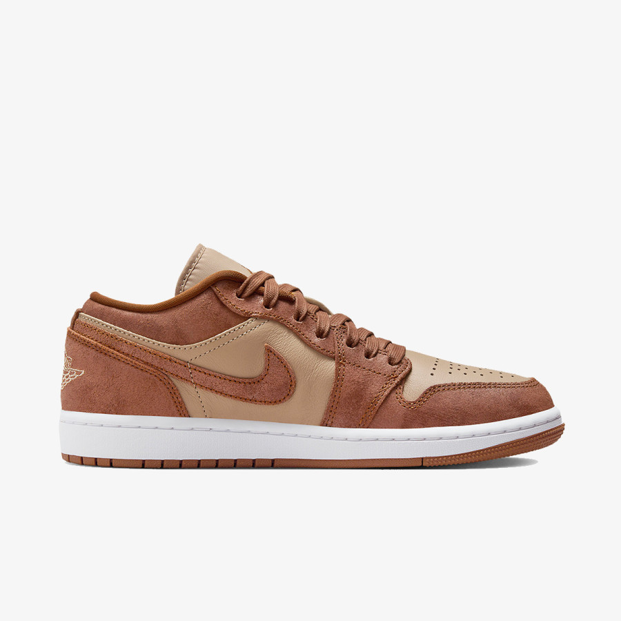 NIKE Спортни обувки WMNS AIR JORDAN 1 LOW SE 