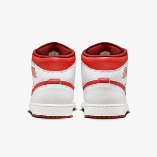 NIKE Спортни обувки Air Jordan 1 Mid SE 