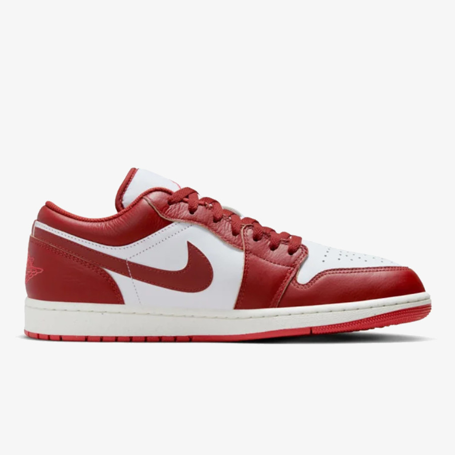 NIKE Спортни обувки AIR JORDAN 1 LOW SE 