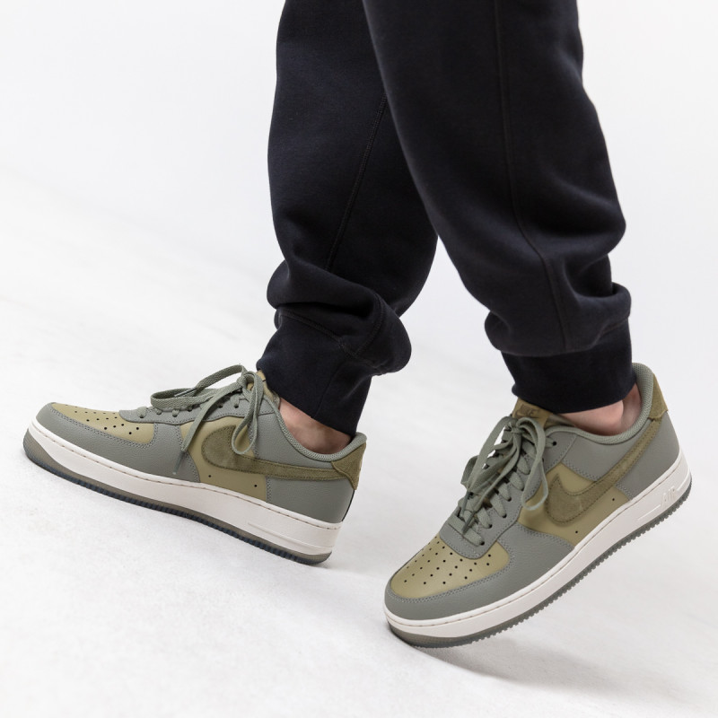 NIKE Спортни обувки Air Force 1 '07 LV8 2 