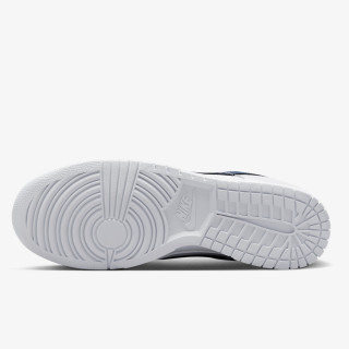 NIKE Спортни обувки NIKE DUNK LOW SD 