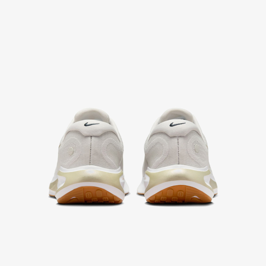 NIKE Спортни обувки Journey Run 